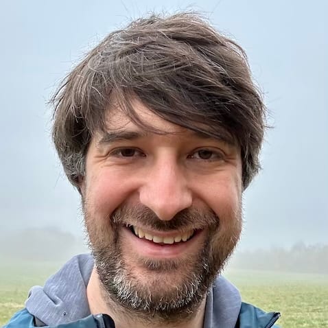 Picture of Chris Zetter, Author of Build a Database Server: Learn how real databases work by following this practical guide to building your own