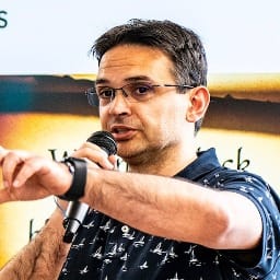 Picture of Plamen Balkanski, Author of 10 Steps to Flow: A Practical Novel for Software Delivery Leaders