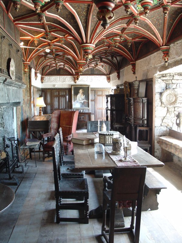 Saal im Bunratty Castle