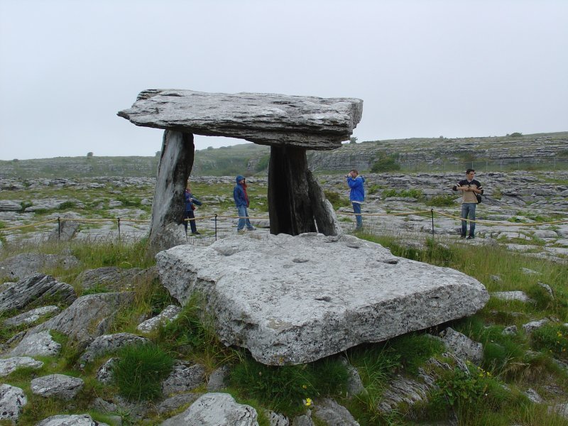 Poulnabrone Tomb