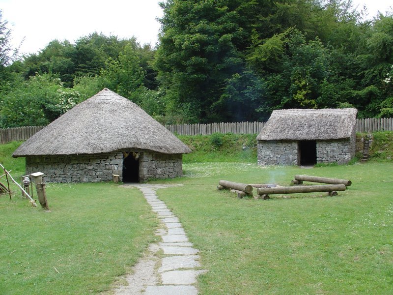 Ringfort in Craggaunowen