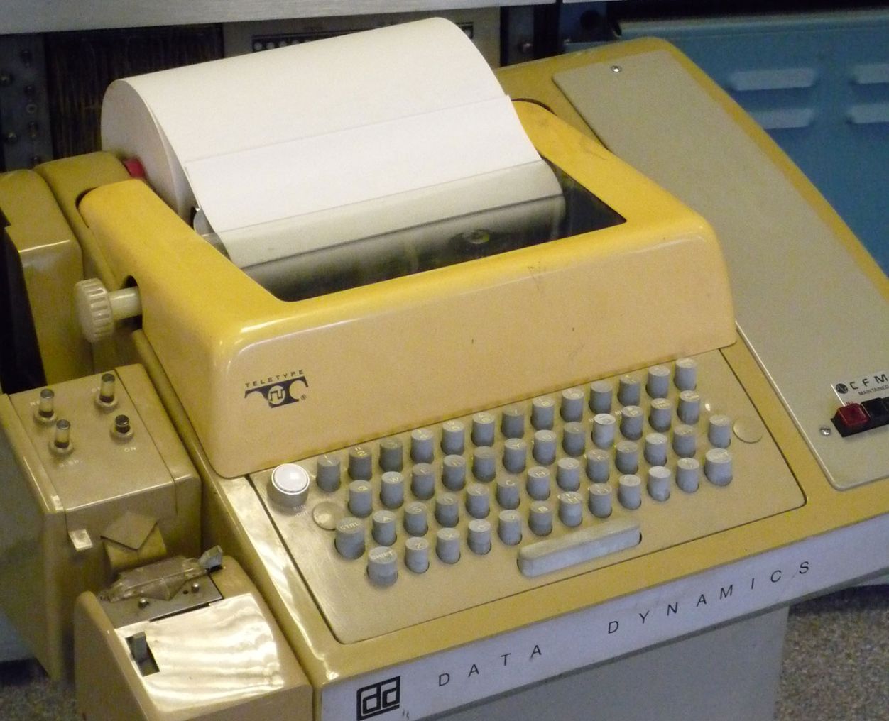 Fernschreiber ASR-33 – Bild: AlisonW (CC BY-SA 3.0)