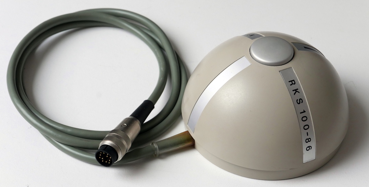 Die deutsche Rollkugelsteuerung – Bild mit freundlicher Genehmigung von Jürgen Müller (http://www.e-basteln.de)