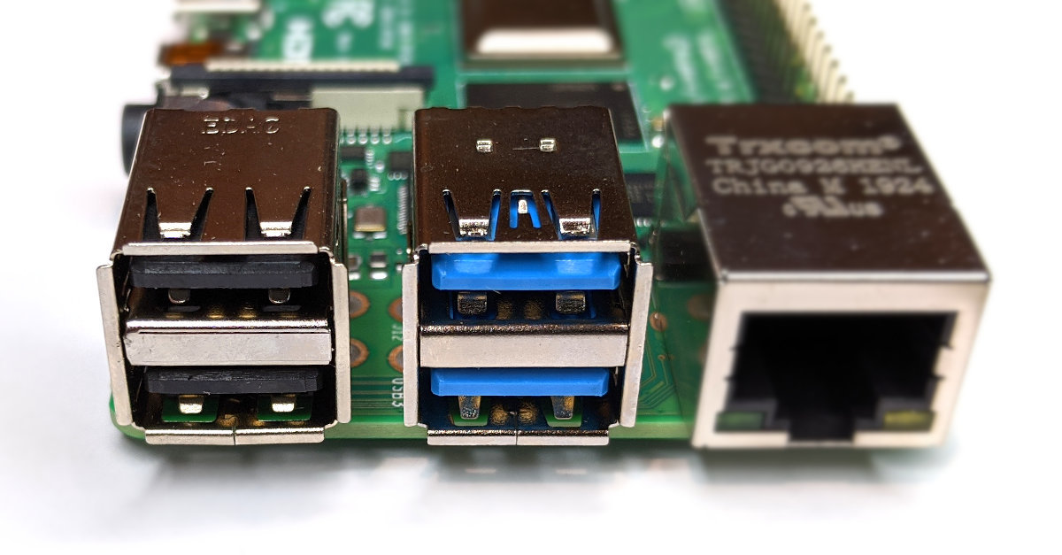 Raspberry Pi B 4 USB Ports
