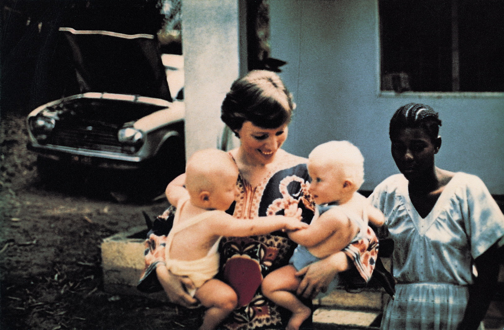 Wanda with her twin sons Radek and Grzegorz, Kinshasa 1979