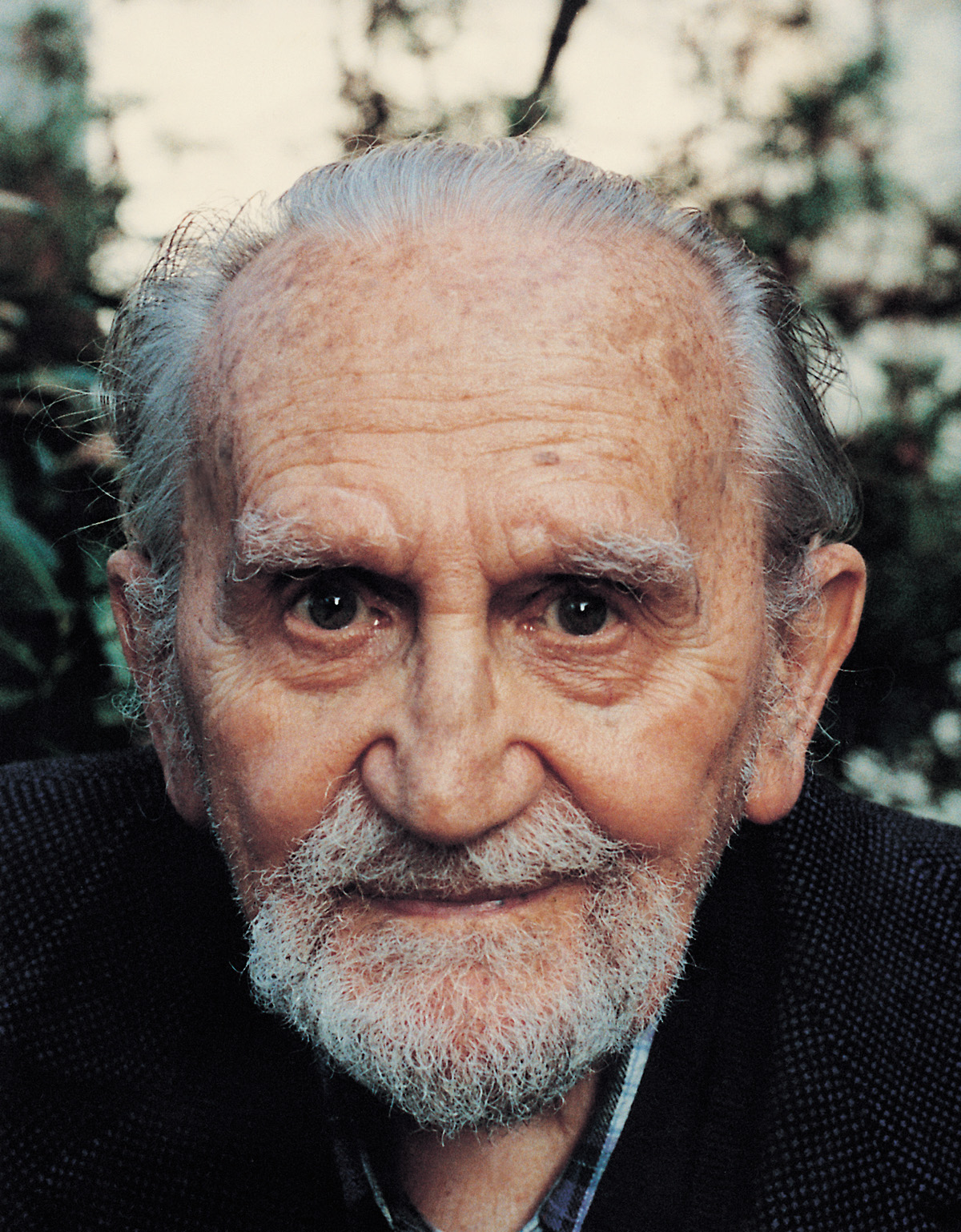 the author’s film buff Uncle Jan Sikorski lived across 3 centuries (1898-2002) - May 1998