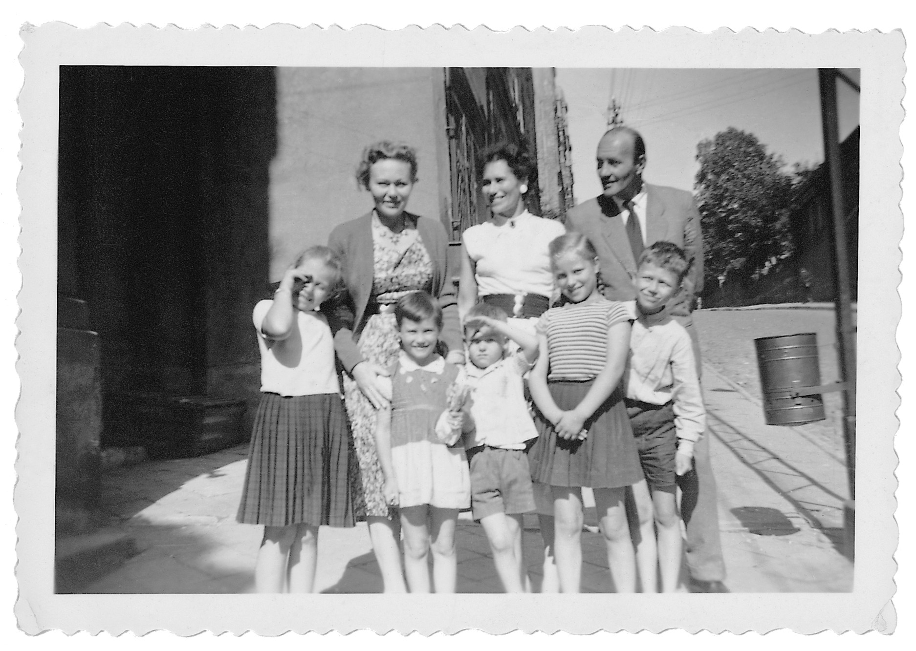 Adults, from left: Renia, Lili and her husband Zygmunt Krzysztofik, Children: Marie-Ange Rialland, Oleńka Krzysztofik, Yves Rialland, Wanda and Janusz, the author’s children, Olsztyn (1958)