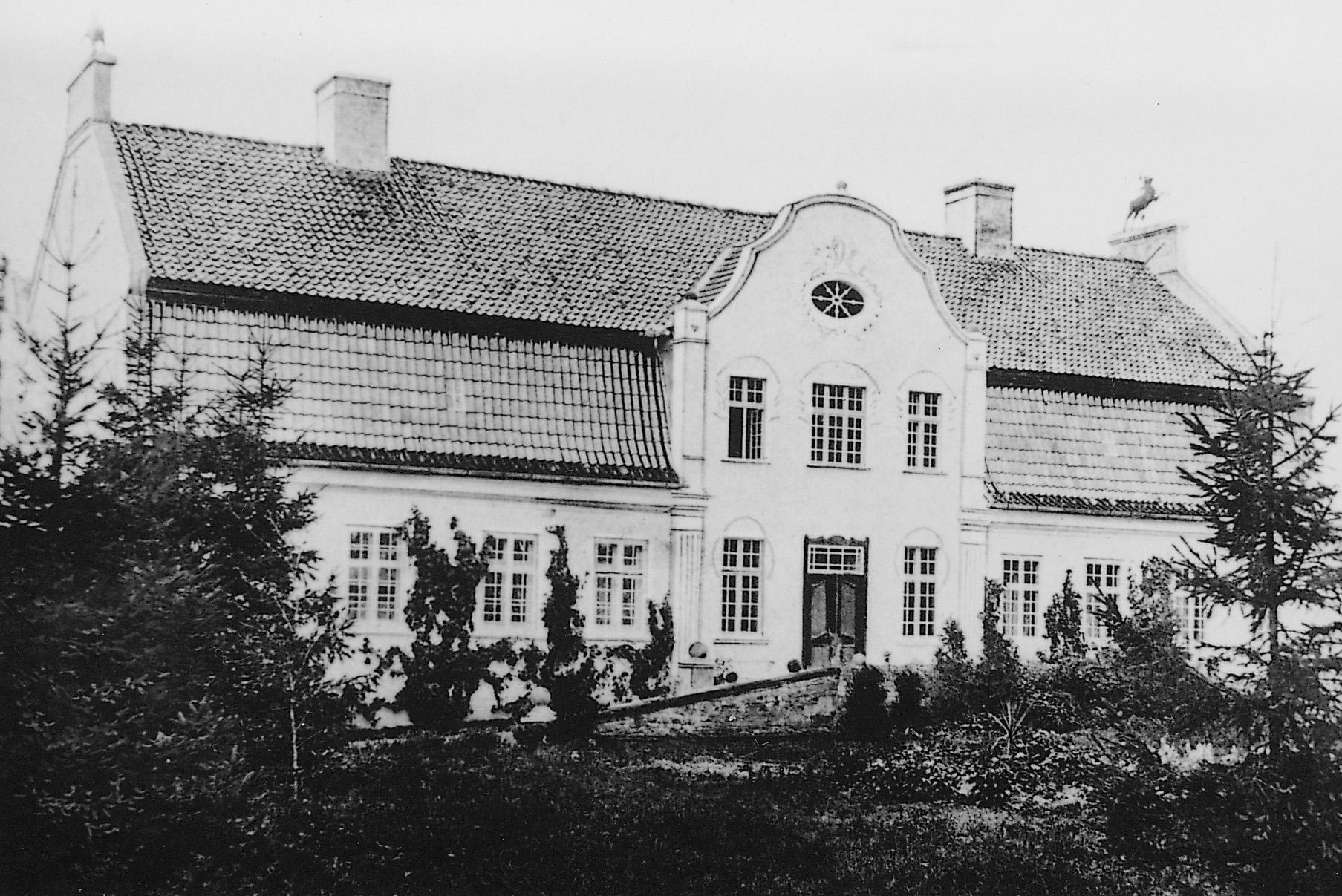 Czernin, manor house, approx 1910, southern side